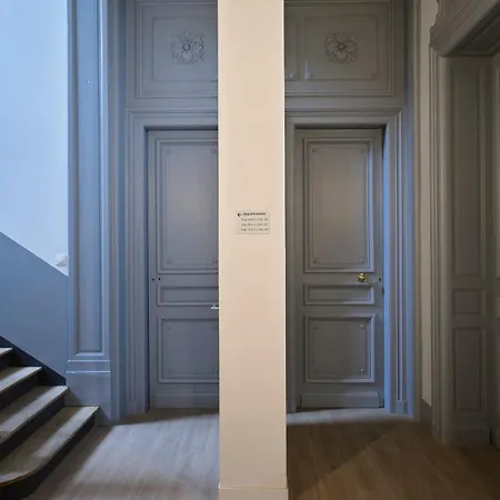 Sous Les Combles Côté Cour, Parking Gratuit *