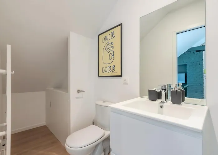 Sous Les Combles Côté Cour, Parking Gratuit * Villeneuve-d'Ascq